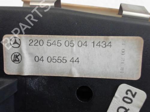 Used Headlight switch Headlight switch MERCEDES-BENZ S-CLASS (W220, V220) S 320 CDI (220.026, 220.126) (197 hp) 31871452 31871452