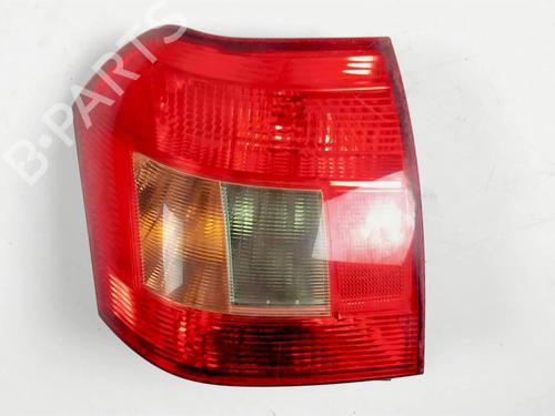 Used Right taillight TOYOTA COROLLA (_E12_) 2.0 D-4D (CDE120R, CDE120L_) (110 hp) 20420954