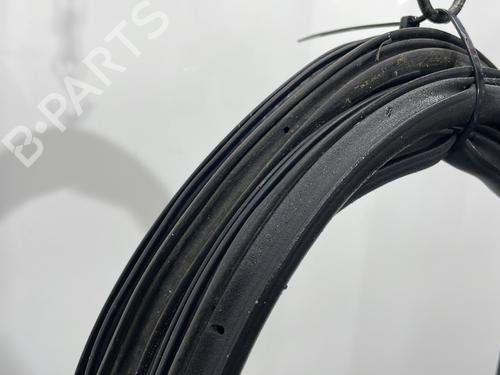 Gummiliste Gummiliste FIAT LINEA (323_, 110_) 1.3 D Multijet (323AXB11, 323AXB1A) (90 hp) 30941359 30941359