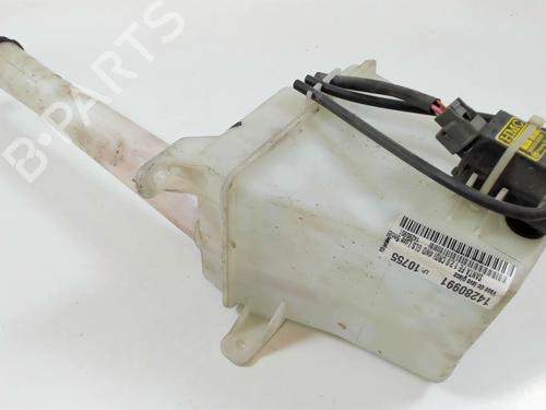 Used Windscreen washer tank Windscreen washer tank 20413815 20413815