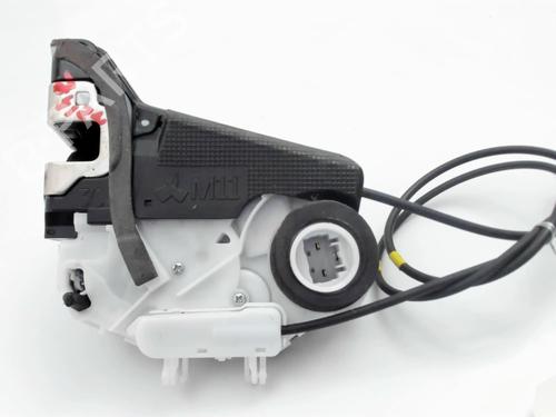 Rear left lock TOYOTA YARIS (_P13_) 1.5 Hybrid (NHP130_, NHP130) | BP20386856C100 