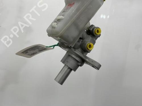 Used Brake master cylinder TOYOTA AURIS (_E15_) 2.0 D-4D (ADE150_, ADE150R) (126 hp) 20417555