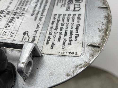 Fuel flap VW POLO IV (9N_, 9A_) 1.4 FSI | BP29437953C131 