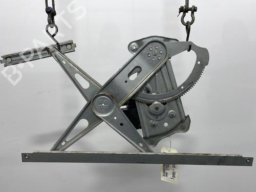 Used Front right window mechanism Front right window mechanism RENAULT MEGANE III Hatchback (BZ0/1_, B3_) 1.5 dCi (BZ1G, BZ1W, BZ0R) (95 hp) 23778667 23778667