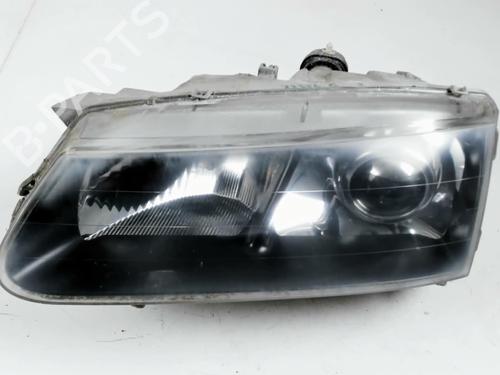 Used Left headlight RENAULT SAFRANE II (B54_) 2.0 16V (B54L) (136 hp) 28321504