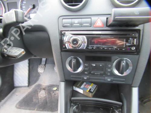 Right front window switch AUDI A3 (8P1) 1.9 TDI | BP20420958I26 