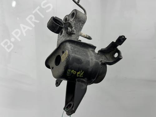 Used Engine mount Engine mount TOYOTA VERSO (_R2_) 2.0 D-4D (AUR20_, AUR20R) (126 hp) 32736108 32736108