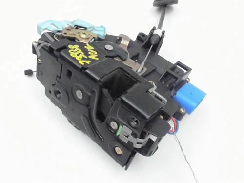 Front left lock VW GOLF V (1K1) 1.9 TDI | BP20440233C98 