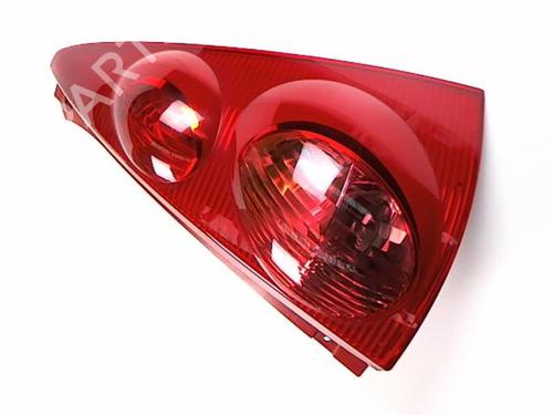 Right taillight PEUGEOT 107 (PM_, PN_) 1.0 | BP20415428C35