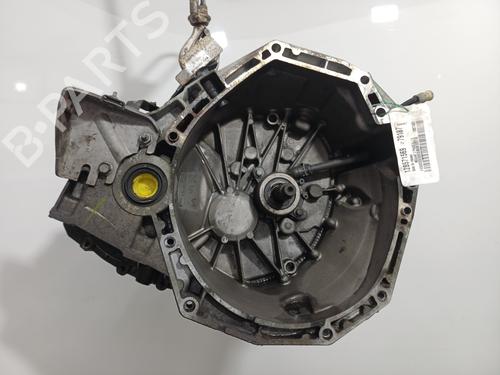 gearbox-renault-megane-iii-hatchback-bz01_-b3_-2008-36900508 main image