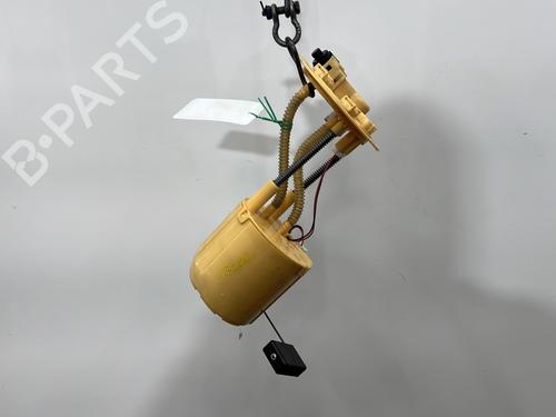 Bränslepump TOYOTA YARIS (_P9_) 1.4 D-4D (NLP90_, NLP90R) (90 hp) 30633615