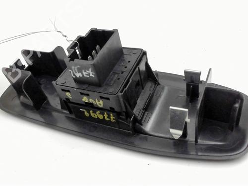 Left front window switch PEUGEOT 208 I (CA_, CC_) 1.6 HDi / BlueHDi 75 | BP29513892I27