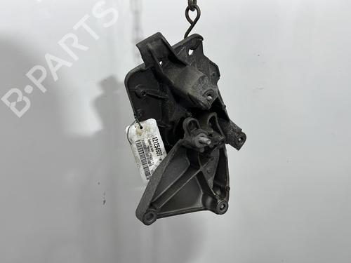 Used Gearbox mount Gearbox mount RENAULT TWINGO II (CN0_) 1.2 (CN0D) (58 hp) 32350244 32350244