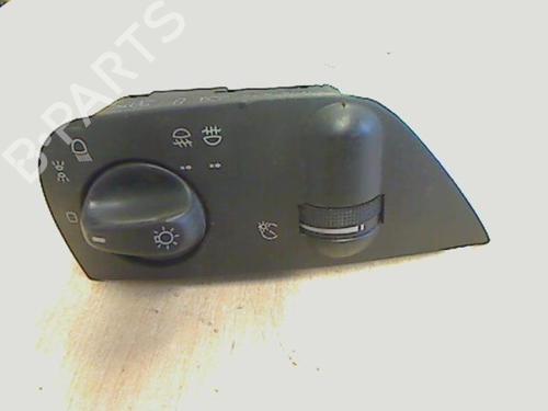 Used Headlight switch SEAT CORDOBA Vario (6K5) [1996-2002]  21232047