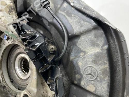 Used Left rear steering knuckle Left rear steering knuckle MERCEDES-BENZ GLK-CLASS (X204) 220 CDI 4-matic (204.984, 204.997) (170 hp) 20389118 20389118