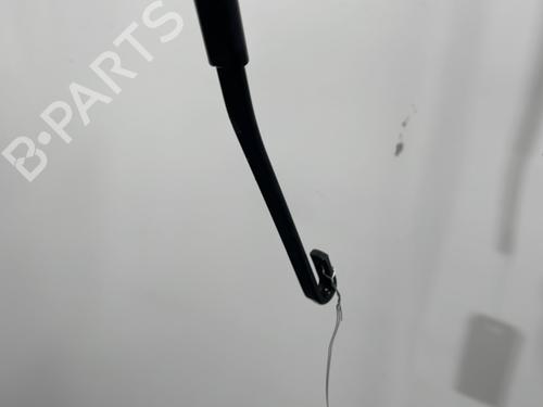 front-windshield-wiper-arm-renault-kadjar-ha_-hl_-2015-31794343 main image