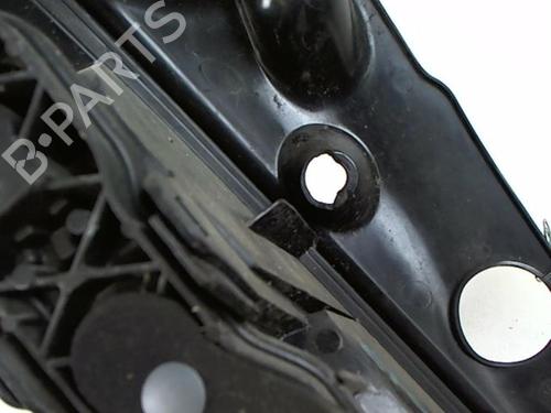 right-taillight-lancia-ypsilon-843_-12-843axa1a-51753384-2003-2004-2005-2006-2007-2008-2009-2010-2011-20452499 main image