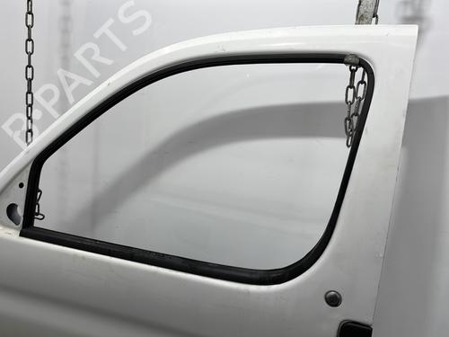 Used Left front door Left front door 24116276 24116276