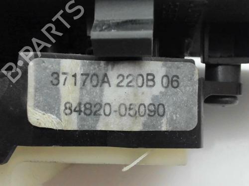 Used Left front window switch TOYOTA AVENSIS Estate (_T25_) 2.0 D-4D (ADT250_, ADT250R) (126 hp) 20405944