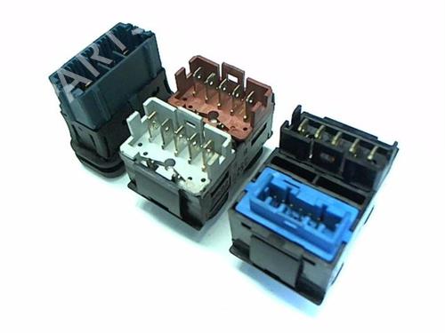 Used Left front window switch Left front window switch PEUGEOT 406 Break (8E/F) 2.1 TD 12V (109 hp) 20461809 20461809