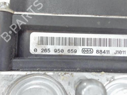 Used ABS pump ABS pump PEUGEOT 407 SW (6E_, 6D_) 2.0 HDi 135 (136 hp) 20403628 20403628