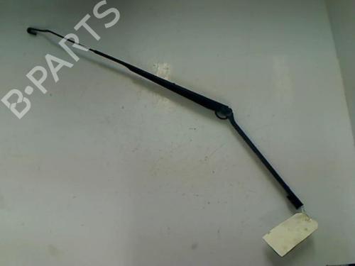 Used Front windshield wiper arm NISSAN X-TRAIL I (T30) 2.2 Di 4x4 (114 hp) 20458436
