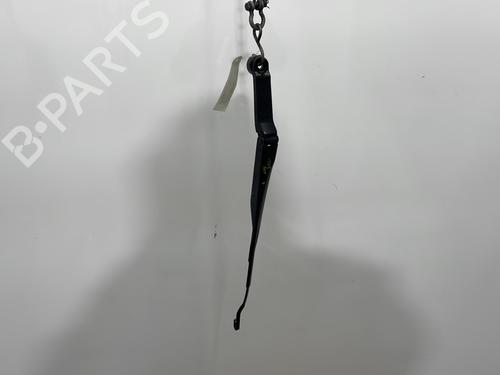 front-windshield-wiper-arm-toyota-prius-plus-_w4_-2011-32373716 main image