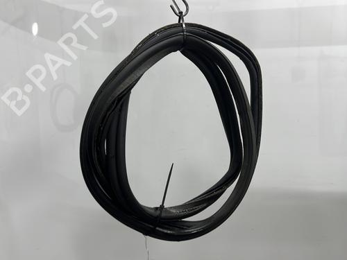 BP30115715C142 main image