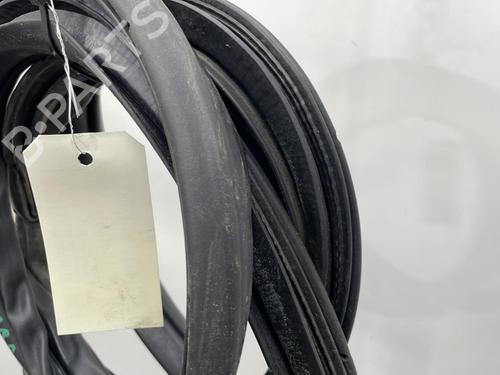 Used Rubber door seal Rubber door seal CITROËN C-CROSSER (VU_, VV_) 2.2 HDi (156 hp) 20386309 20386309
