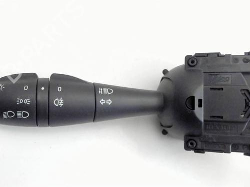 Comutador DACIA SANDERO II 1.0 SCe 75 (B8JC, B8JD, B8NC) (73 hp) 31217651