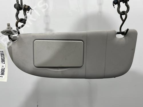 Used Left sun visor PEUGEOT 206+ (2L_, 2M_) 1.4 HDi eco 70 (68 hp) 31126771