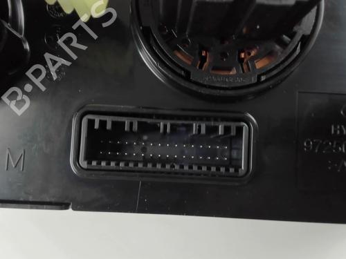 Used Climate control HYUNDAI i20 II (GB, IB) 1.2 (84 hp) 20390651