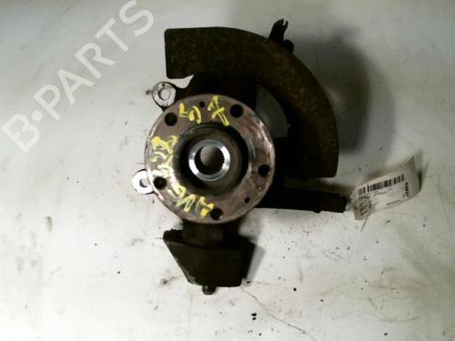 Used Left front steering knuckle PEUGEOT 605 (6B) 2.0 (128 hp) 20471801