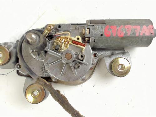 Used Rear wiper motor FORD MONDEO II (BAP) 1.8 i (115 hp) 20421310
