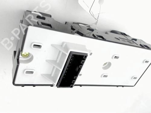 Venstre fortil elrude kontakt KIA STONIC (YB) 1.0 T-GDi | BP30547615I27