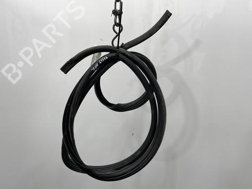 Used Rubber door seal LAND ROVER FREELANDER I (L314) 2.0 DI 4x4 (98 hp) 21208645