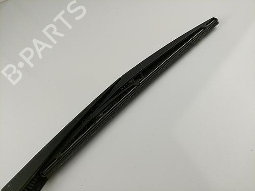 Used Rear windshield wiper arm TOYOTA YARIS (_P13_) 1.5 Hybrid (NHP130_, NHP130) (101 hp) 20398289