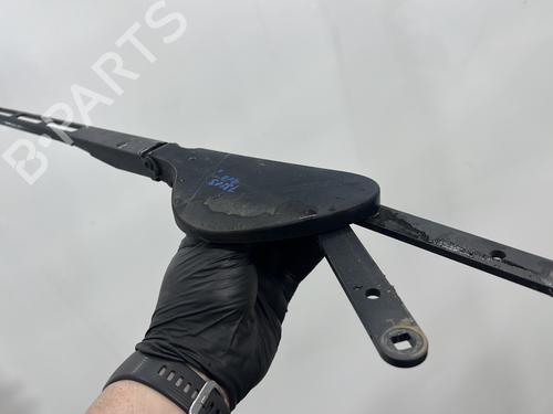 Front windshield wiper arm MERCEDES-BENZ C-CLASS Coupe (CL203) C 220 CDI (203.708) | BP30136950C143