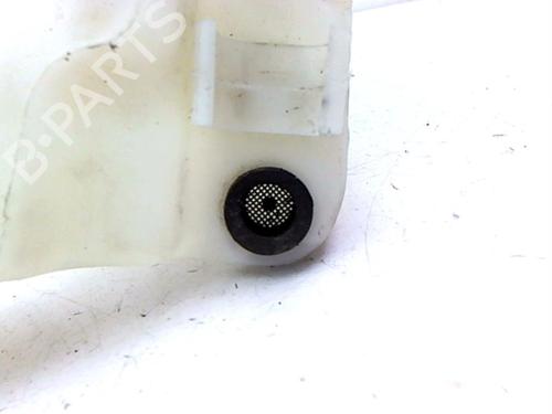 Used Windscreen washer tank Windscreen washer tank 20447897 20447897
