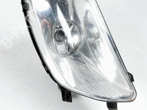 Used Right front fog light Right front fog light 28517074 28517074