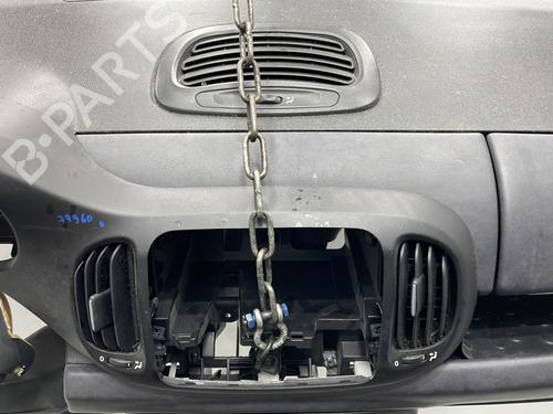 Used Dashboard Dashboard FIAT 500L (351_, 352_) 1.3 D Multijet (199LXY1A, 199LXY11) (84 hp) 33559530 33559530