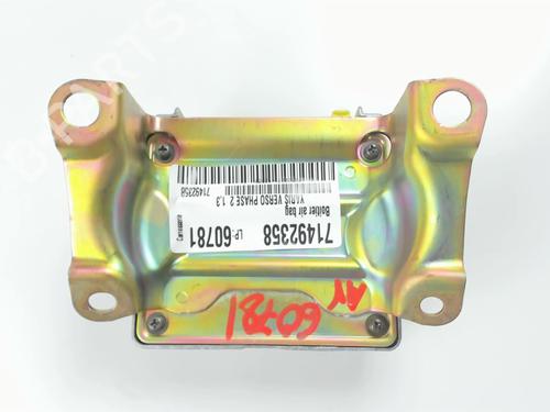 Kollisjonspute styreenhet TOYOTA YARIS VERSO (_P2_) 1.3 (NCP20_, NCP22_, NCP20R, NCP22R) (84 hp) 20401263