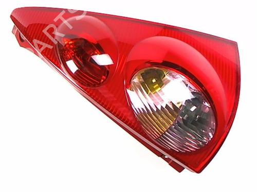 Right taillight PEUGEOT 107 (PM_, PN_) 1.4 HDi | BP20457676C35 