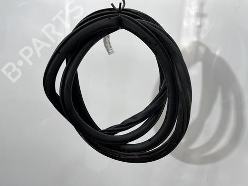 Gummilist AUDI Q7 (4LB) 3.0 TDI quattro (233 hp) 32714456