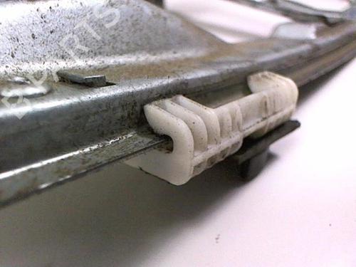 Used Rear right window mechanism Rear right window mechanism RENAULT CLIO III (BR0/1, CR0/1) 1.5 dCi (BR17, CR17) (86 hp) 20459912 20459912