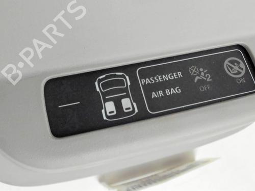 Interior roof light RENAULT TWINGO III (BCM_, BCA_) 1.0 SCe 70 | BP40224659I8 - Image 2