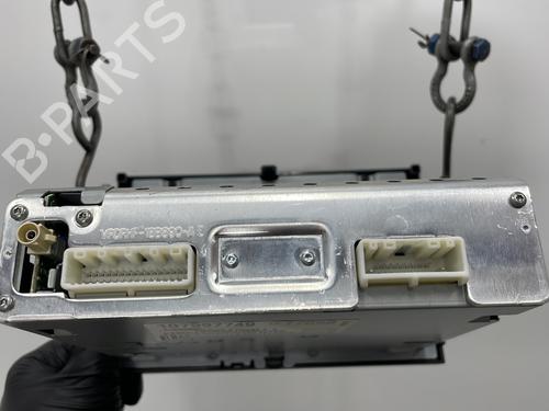 Used Radio Radio RENAULT TWINGO III (BCM_, BCA_) 1.0 SCe 70 (BCMB) (69 hp) 27347487 27347487