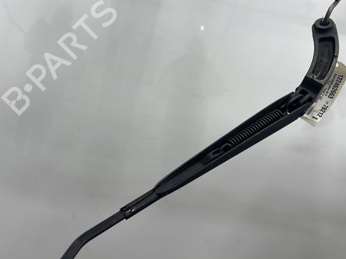 front-windshield-wiper-arm-renault-clio-iv-bh_-2012-2013-2014-2015-2016-2017-2018-2019-2020-2021-33041584 main image