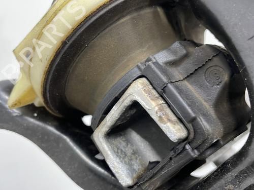engine-mount-renault-captur-i-j5_-h5_-2013-24423835 main image