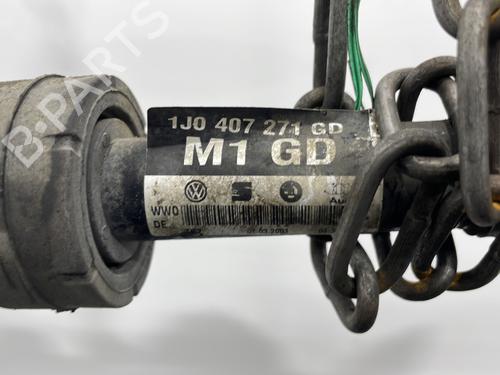 Left front driveshaft SEAT TOLEDO II (1M2) 1.6 16V | BP30136958M38